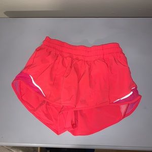 Lulu lemon shorts 2.5 inch inseem hotty hot